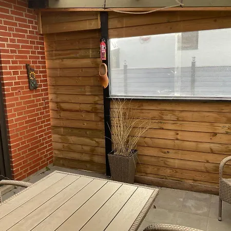 Strandhytten Apartment *